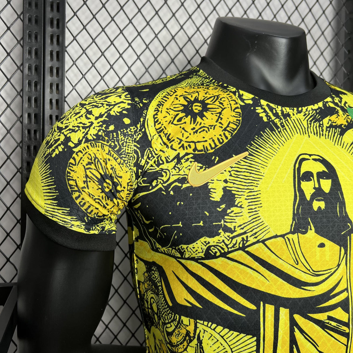 CAMISETA BRASIL EDICIÓN ESPECIAL JESÚS CRISTO 2024 HOMBRES (VERSIÓN DEL JUGADOR) - AMARILLO
