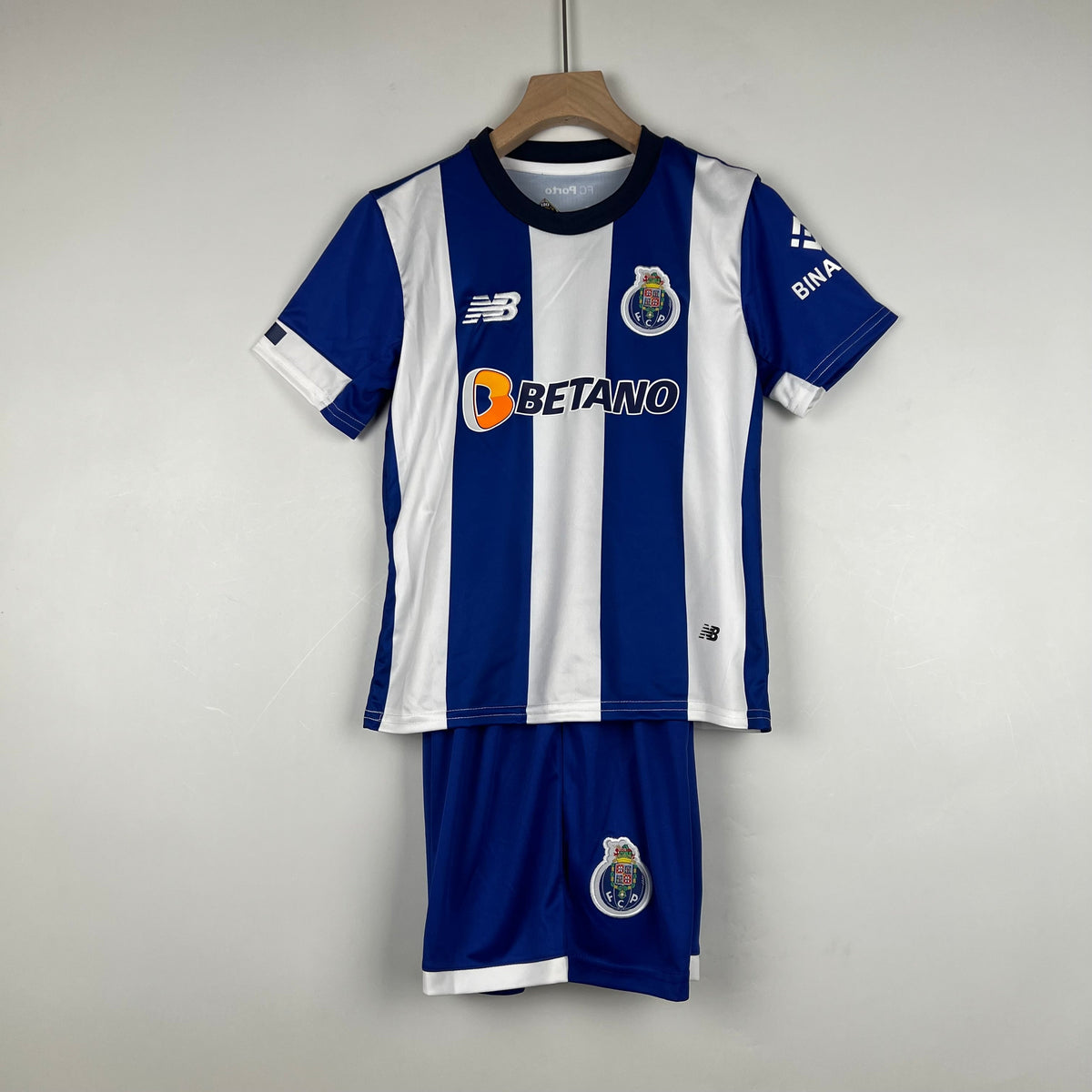 PORTO I 23/24 KIT PARA NIÑOS