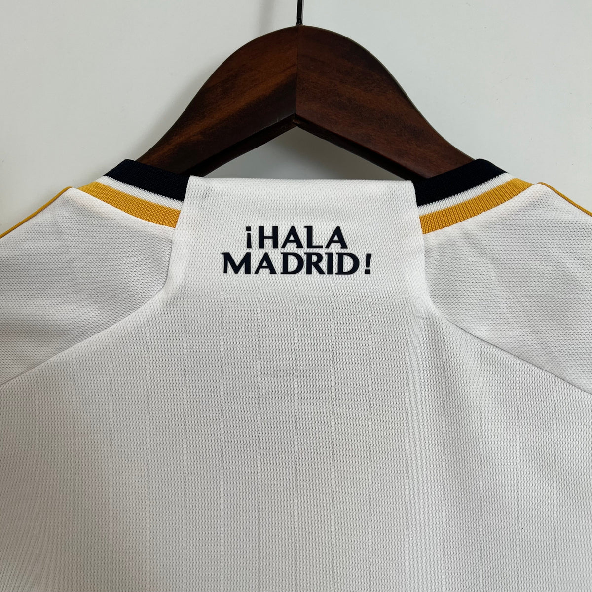 REAL MADRID I 23/24 HOMBRES - FINAL CAMPEÓNS CON PARCHES