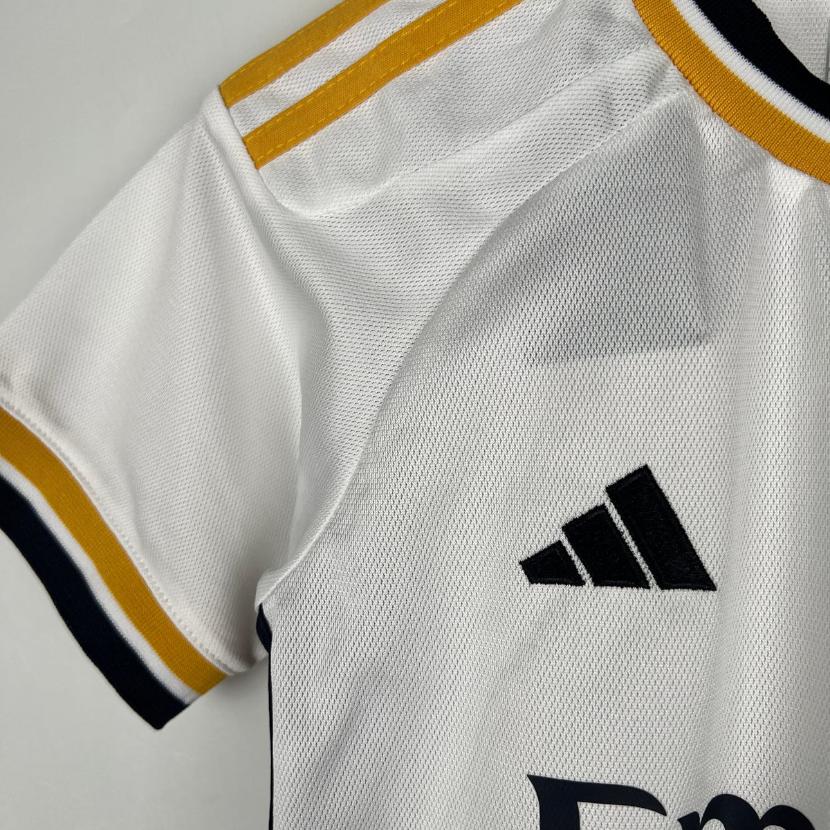 REAL MADRID I 23/24 KIT PARA NIÑOS